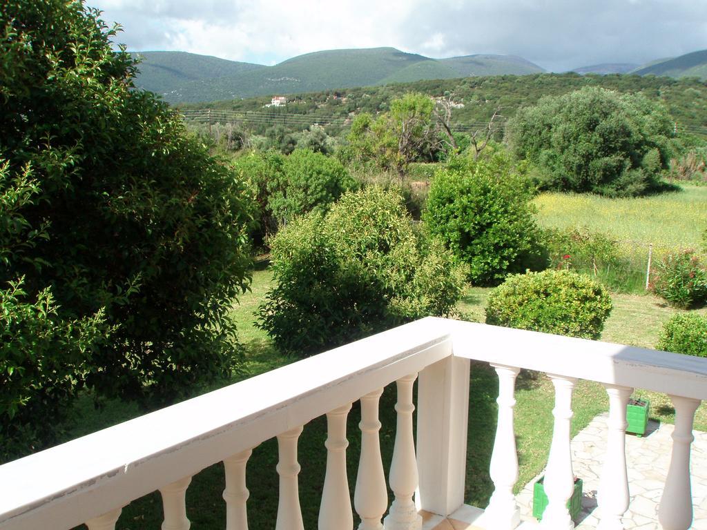 Finikes Studios Kefalonia サミ エクステリア 写真